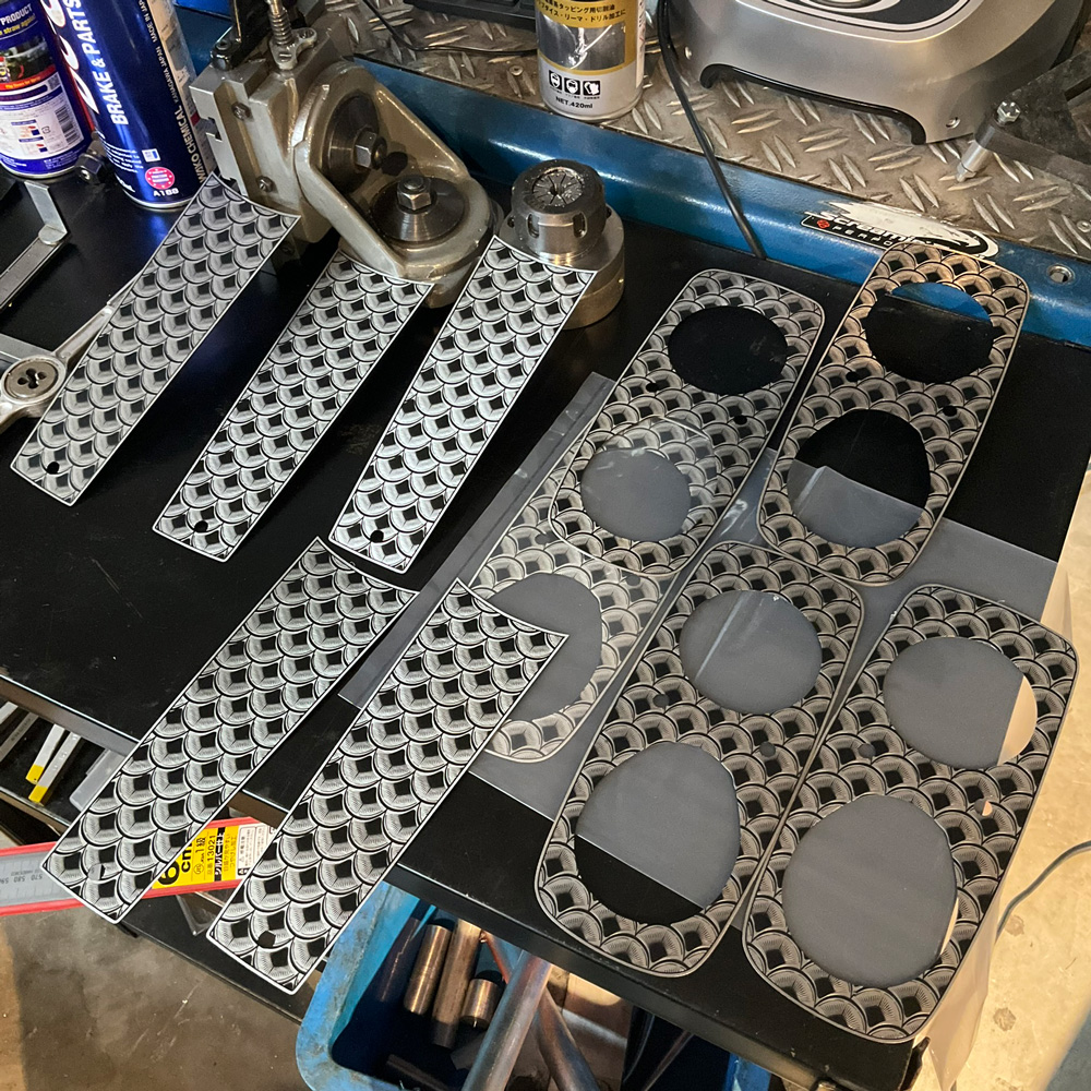 FXR Stainless Steel Fish Scale Tank Dash Inserts