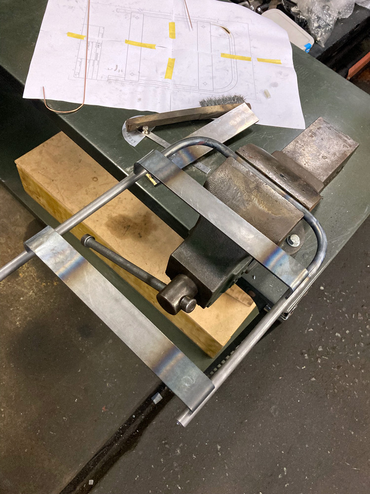 making-of-fxrd-luggage-rack