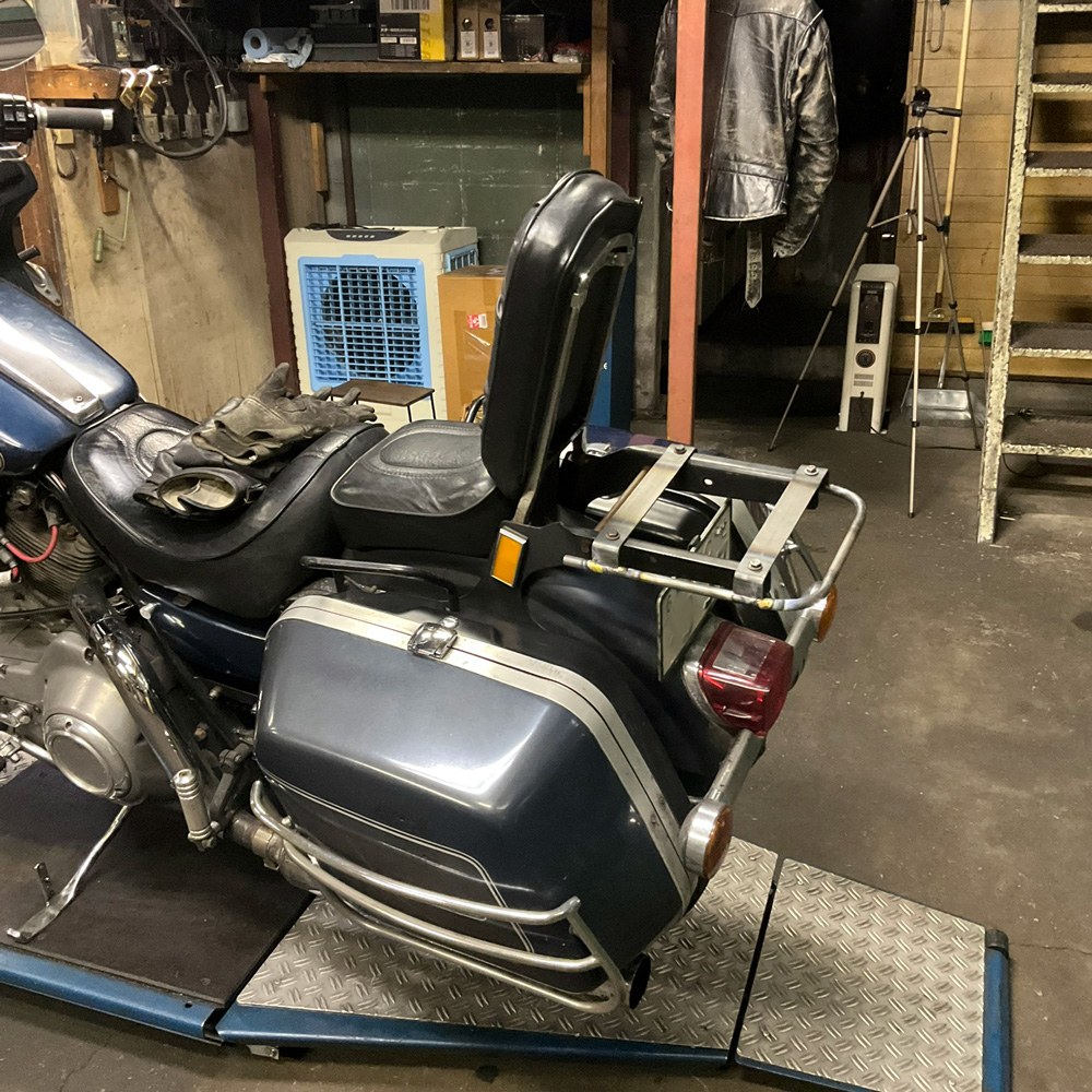 making-of-fxrd-luggage-rack